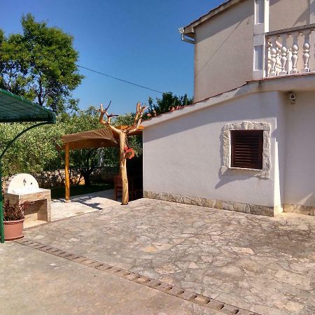 Apartment Soline Pjescana Uvala Bagian luar foto