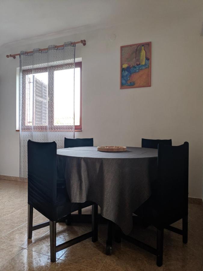 Apartment Soline Pjescana Uvala Bagian luar foto
