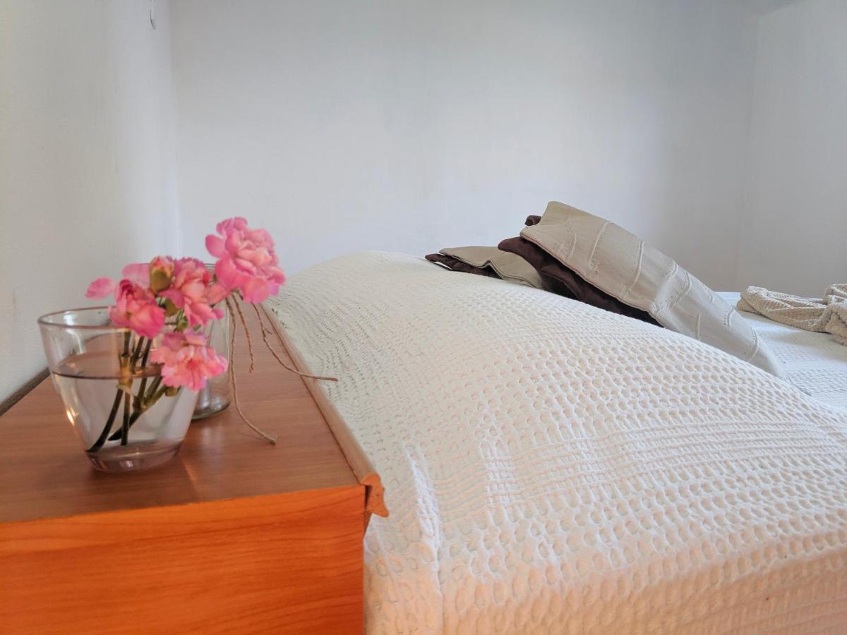 Apartment Soline Pjescana Uvala Bagian luar foto