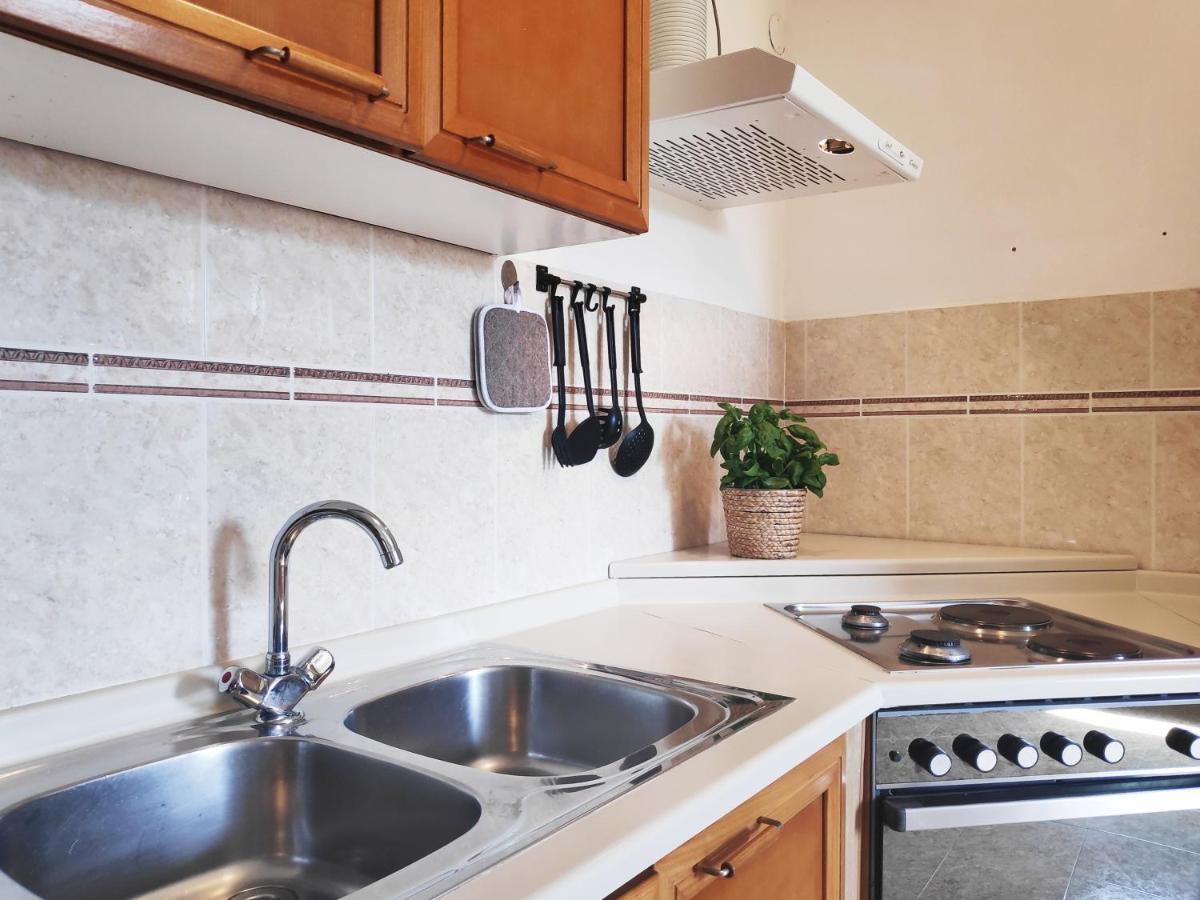 Apartment Soline Pjescana Uvala Bagian luar foto