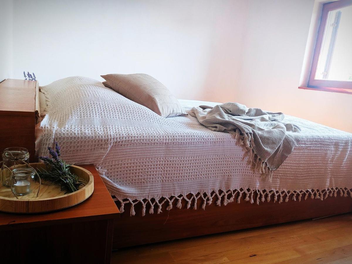 Apartment Soline Pjescana Uvala Bagian luar foto